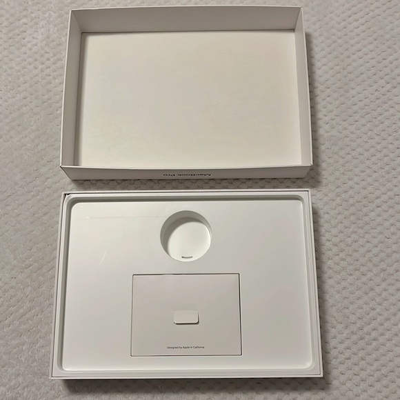 EMPTY BOX for Apple MacBook Pro 13-Inch Model No. A1989 - Picture 10 of 12